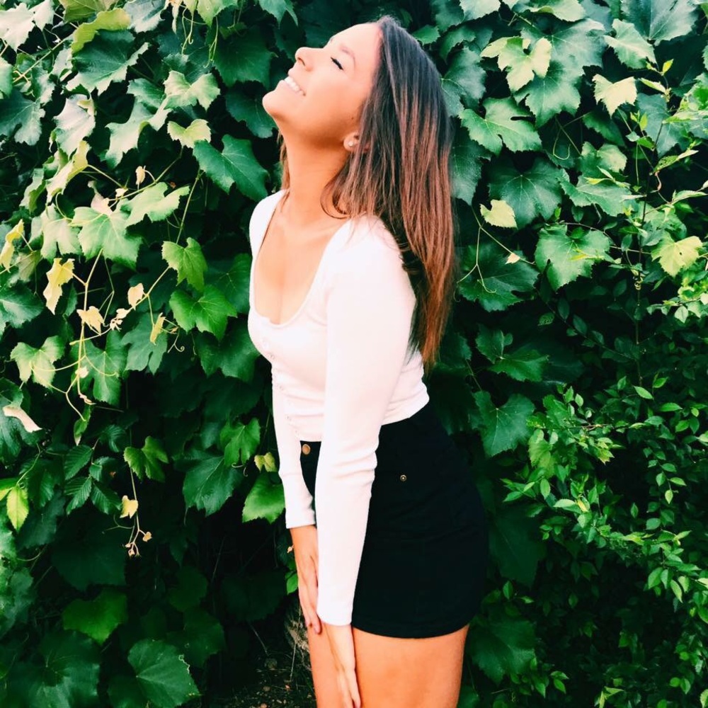 Meet your Posher, Marina